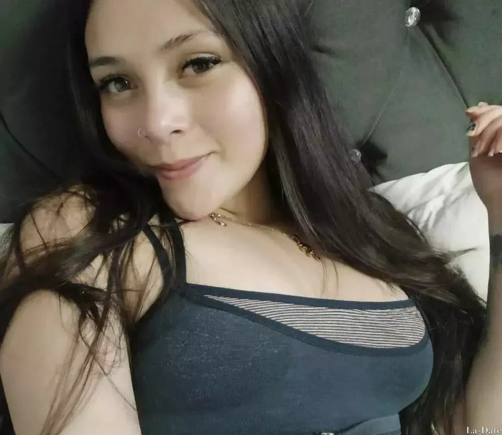 Viviana Profile image 1