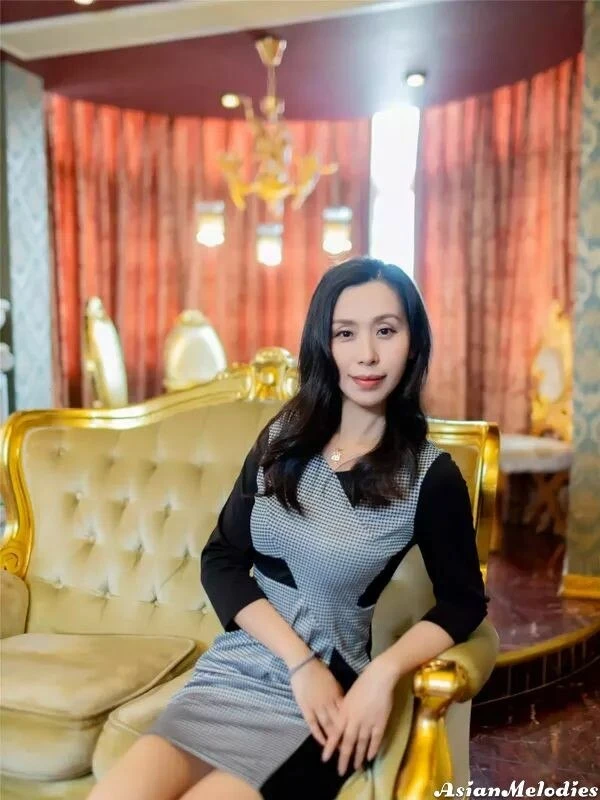 ChenQin Profile image 1