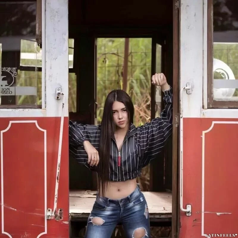 Mayra Profile image 3