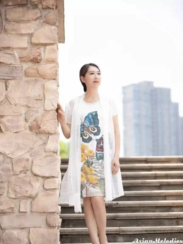 Lisa Profile image 3