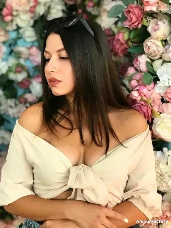 Darina Profile image 3