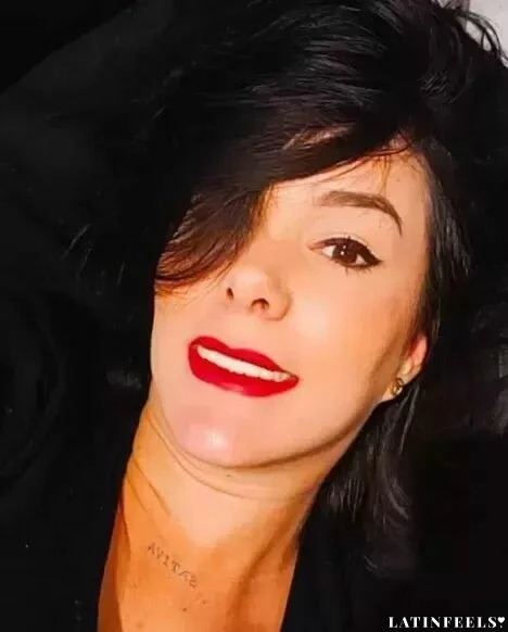 Hillary Profile image 3