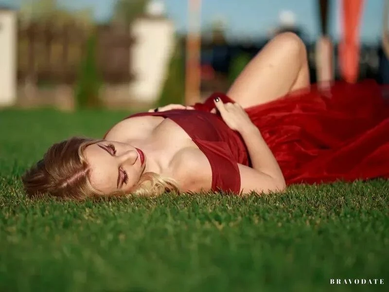 Victoria Profile image 3