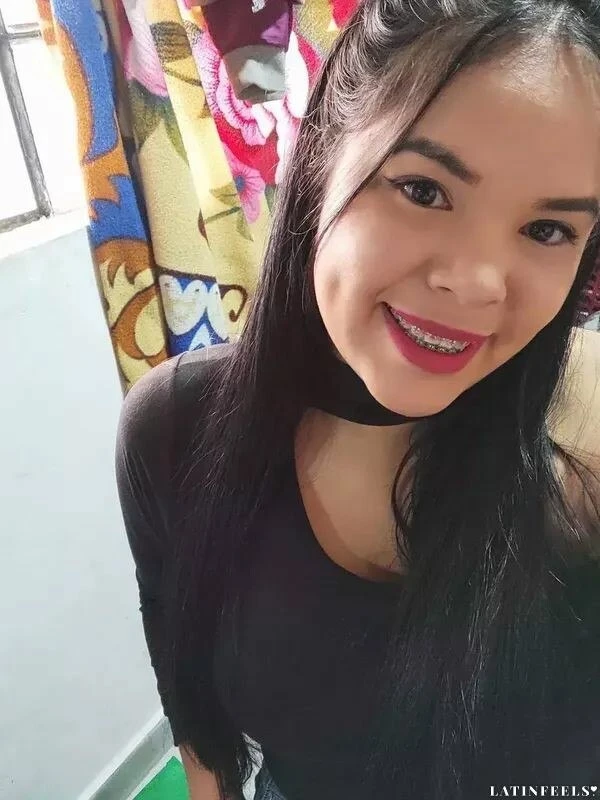 Valeria Profile image 3