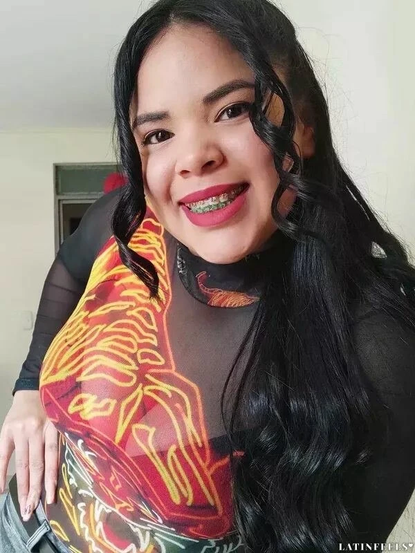 Valeria Profile image 1