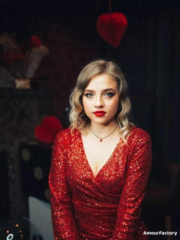 Zhanna Profile image 3