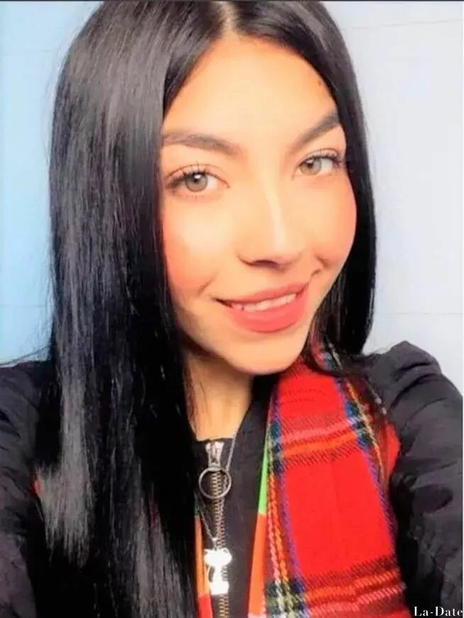 Valeria Profile image 3