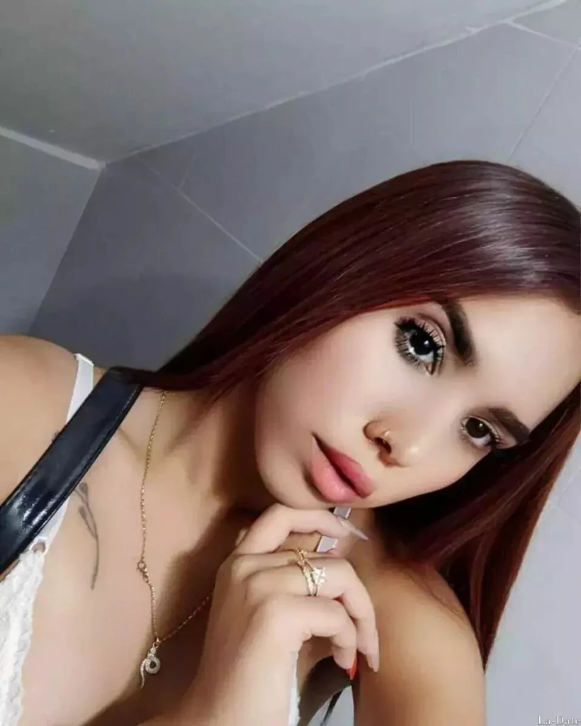 Maria Profile image 2