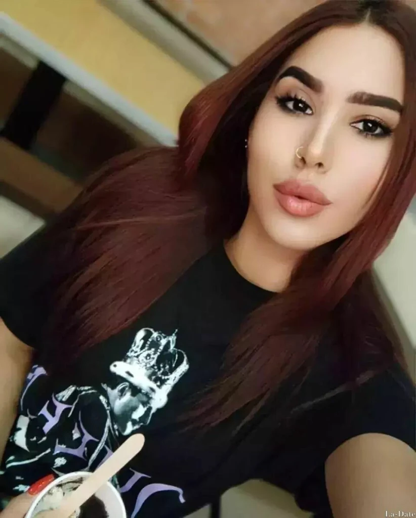 Maria Profile image 1