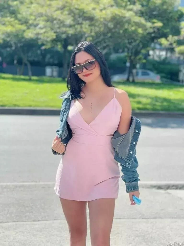 Natalia Profile image 2