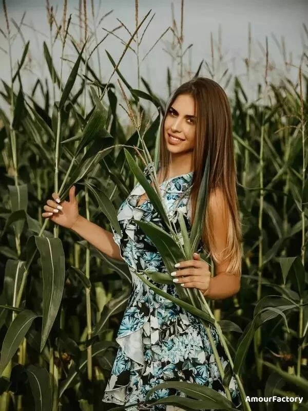 Anna Profile image 2