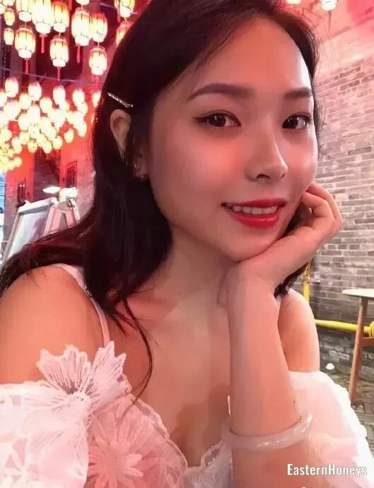 Ju Profile image 2