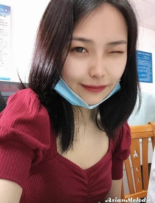 Ju Profile image 4