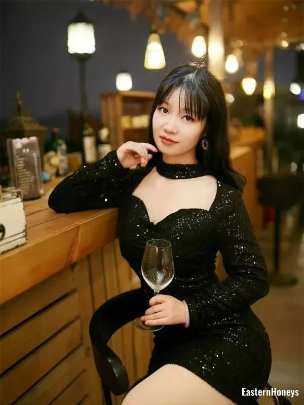 QinGuo Profile image 1