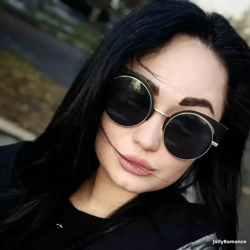 Yelyzaveta Profile image 3