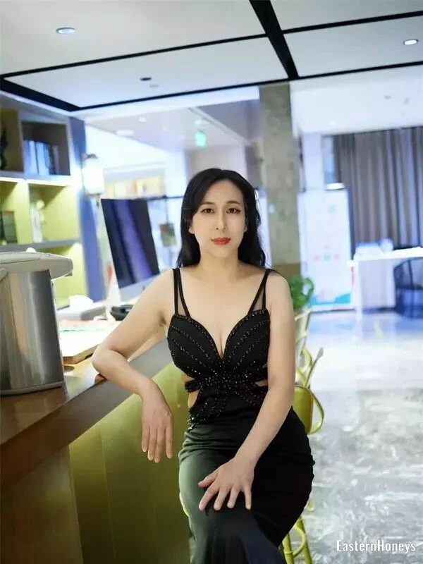 Xixi Profile image 4