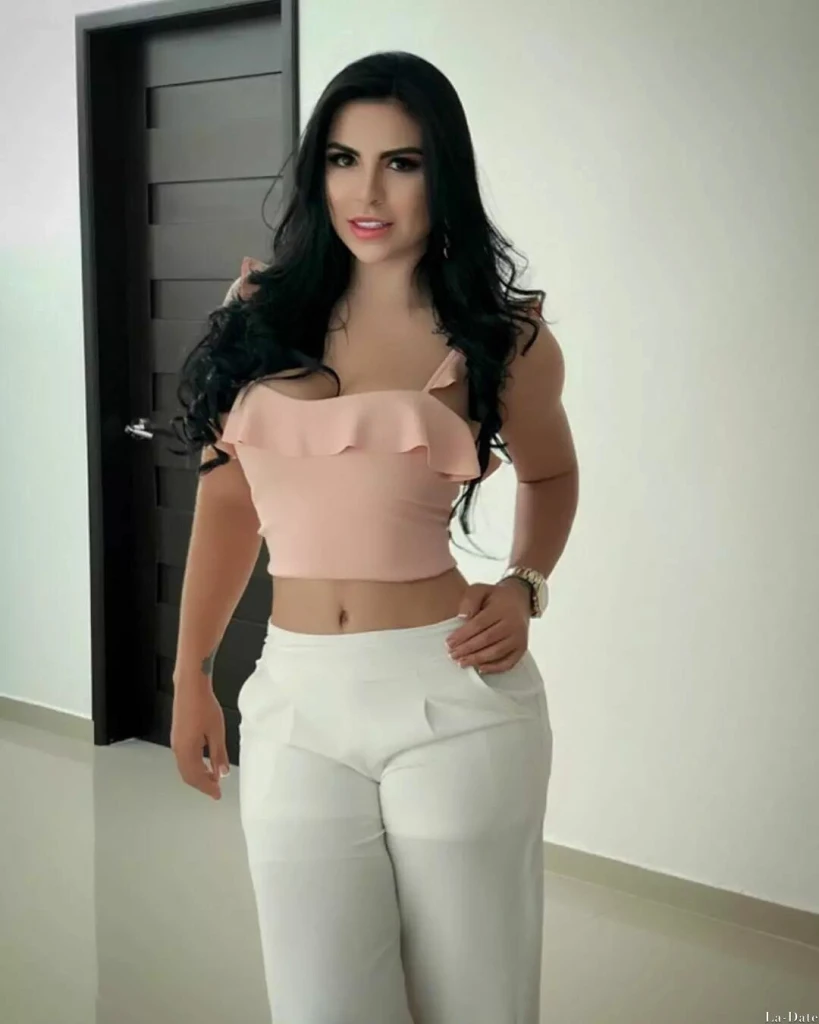 Johana Profile image 4