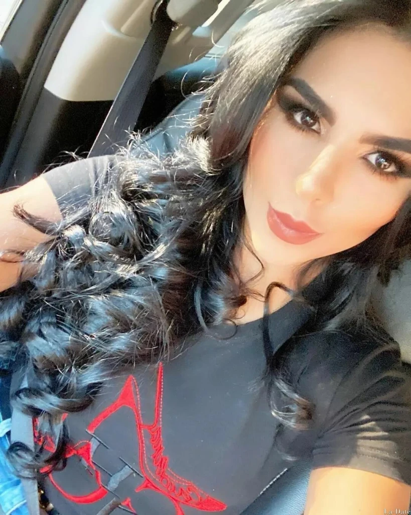 Johana Profile image 3