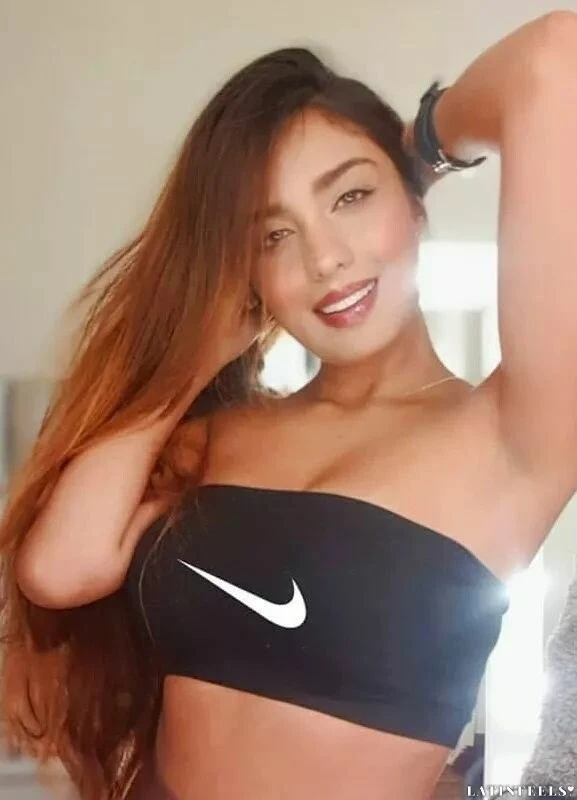 Valeria Profile image 2