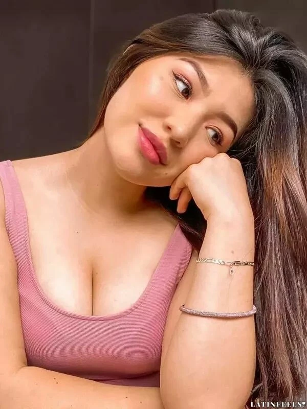Laura Profile image 1