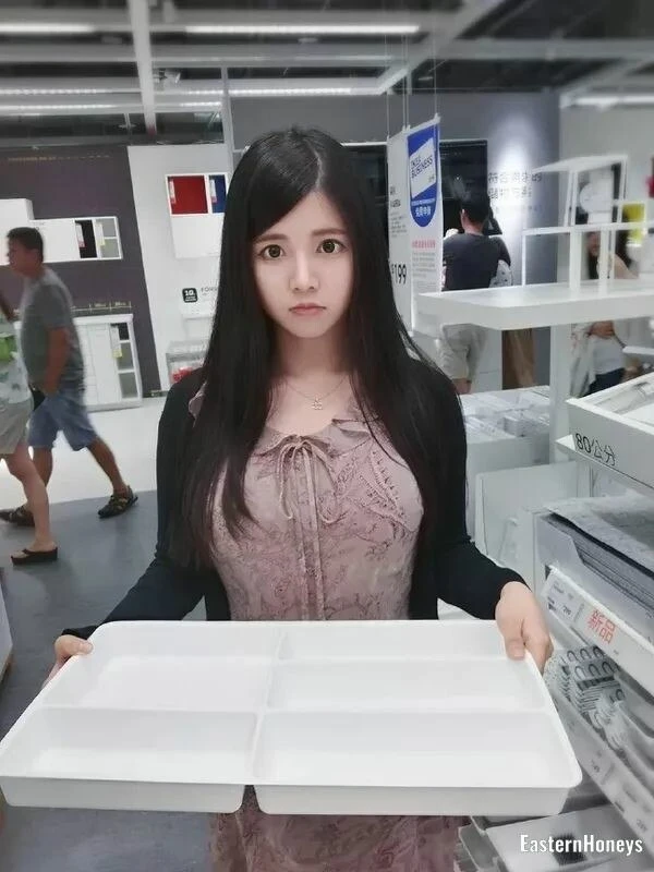 Nicha Profile image 2