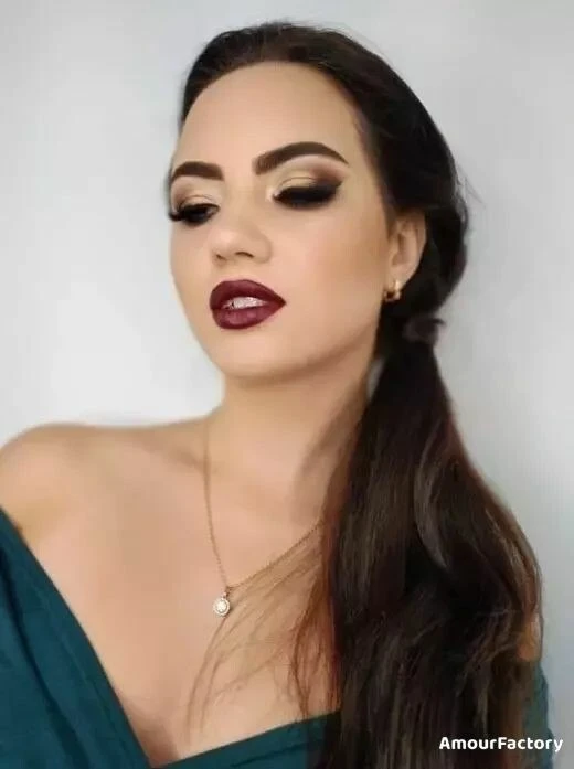 Lyubov Profile image 2