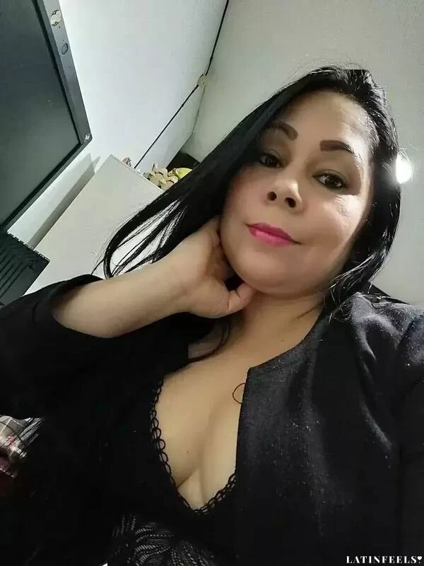 Paula Profile image 3