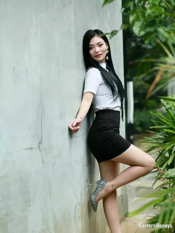 Xia Profile image 1