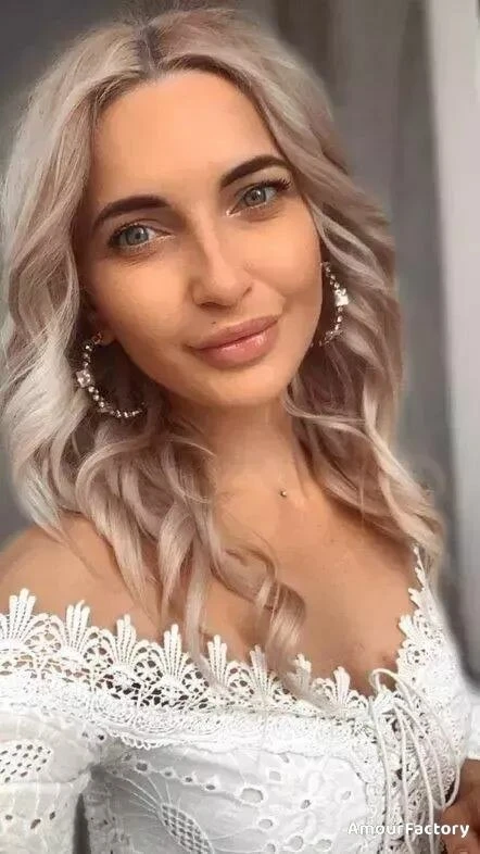 Ludmila Profile image 1