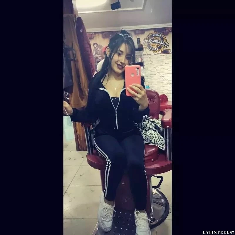 Daniela Profile image 1