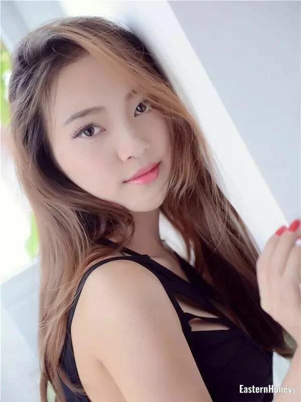 Huaxiang Profile image 1