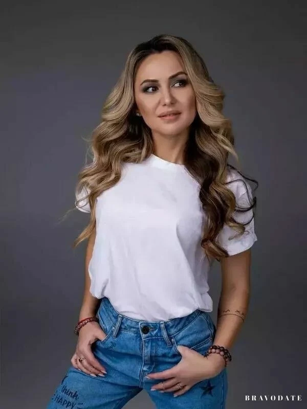 Ksenia Profile image 1