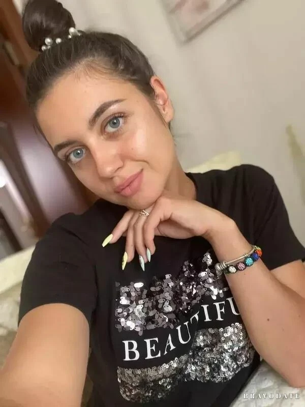 Iryna Profile image 3