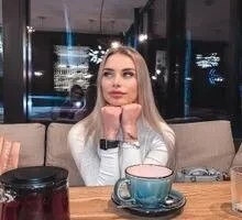 Elena Profile image 4