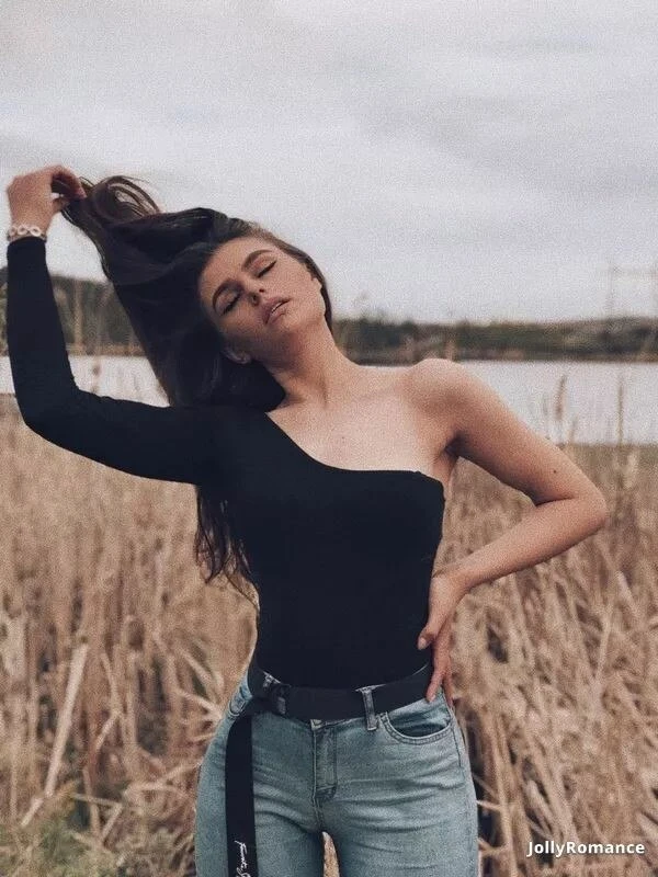 Inna Profile image 4